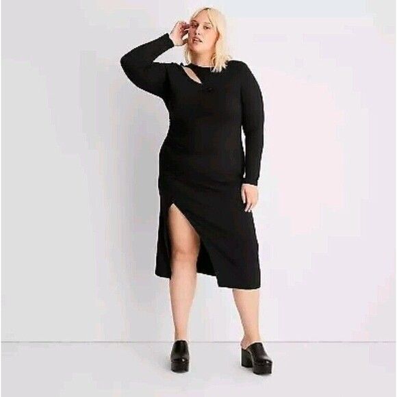 Future Collective Women’s Black 2X NWT Long Sleeve Cut-Out Ruched Midi Dress - Picture 2 of 3
